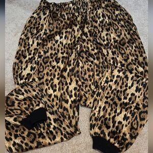 ZARA BASICS CUFFED Joggers